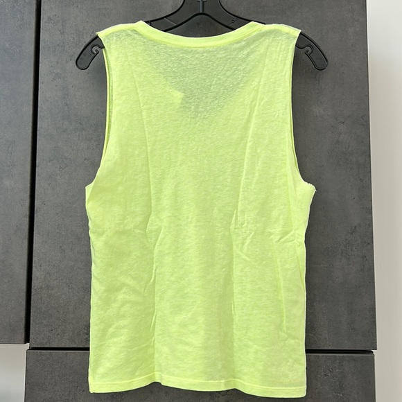Under Amour Womens Neon Green Yellow Sleeveless Workout Top Size Small Raw Hem - Picture 2 of 14